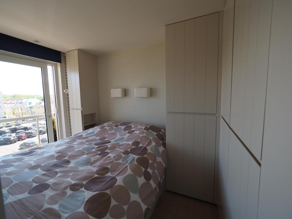 Appartement Sur La Digue - De Haan - Le Coq - Silver Beach D2 Exterior photo