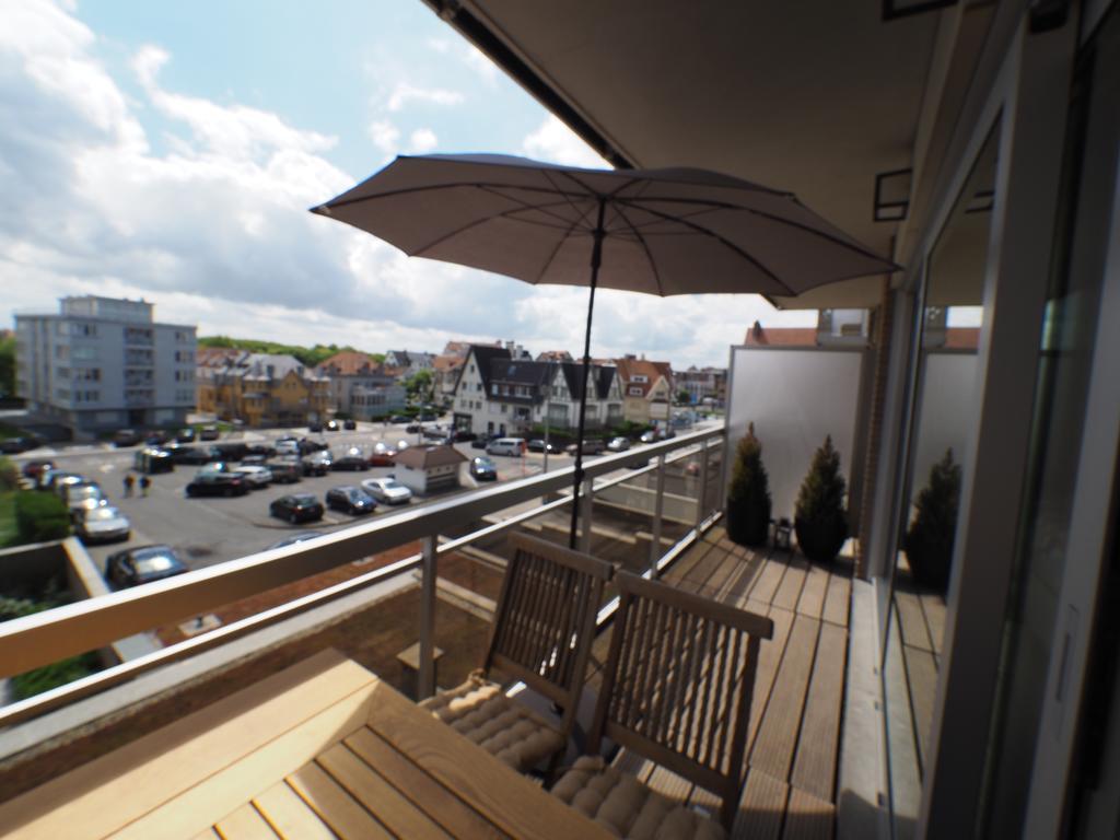 Appartement Sur La Digue - De Haan - Le Coq - Silver Beach D2 Exterior photo
